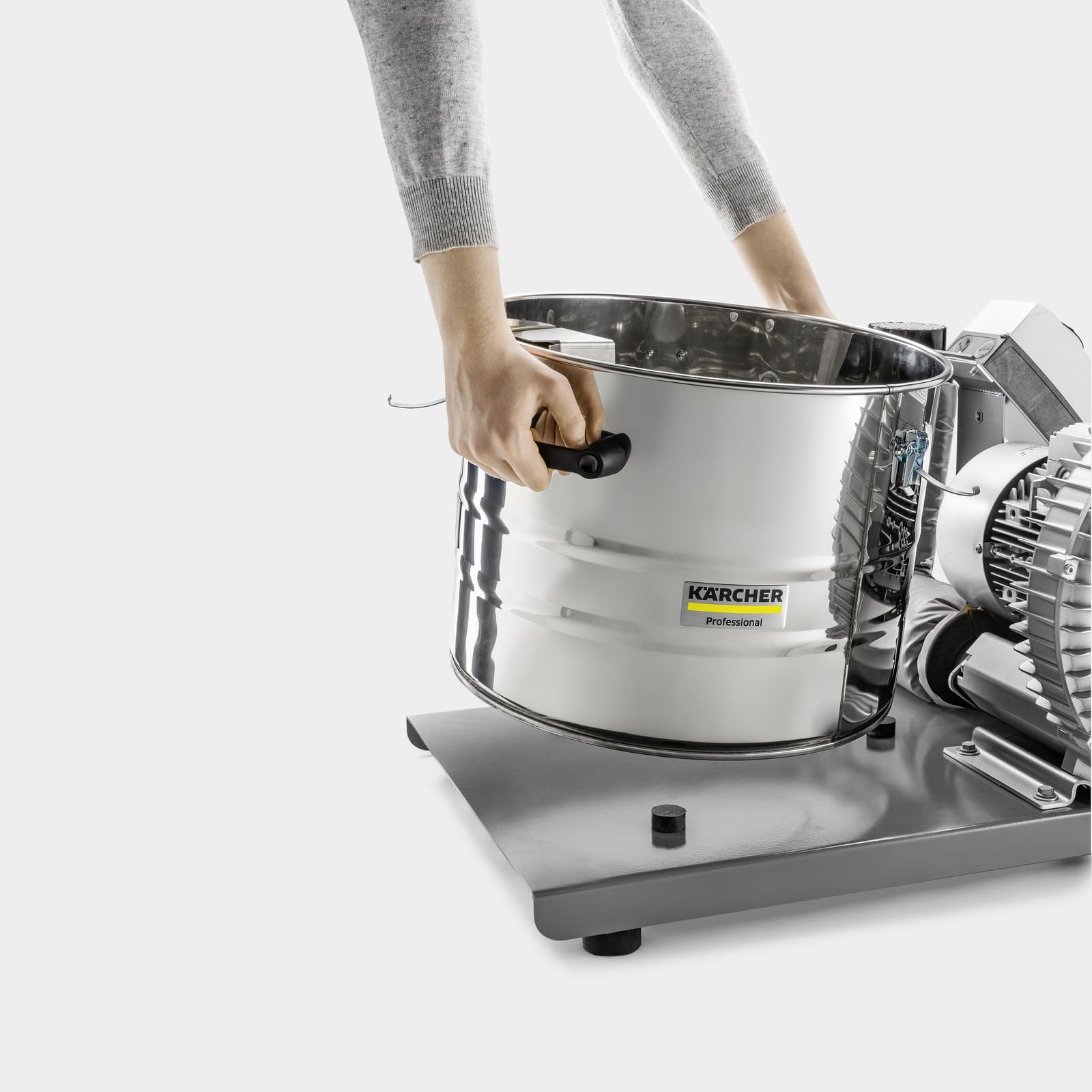 Máy hút bụi công nghiệp IVR-B 50/30